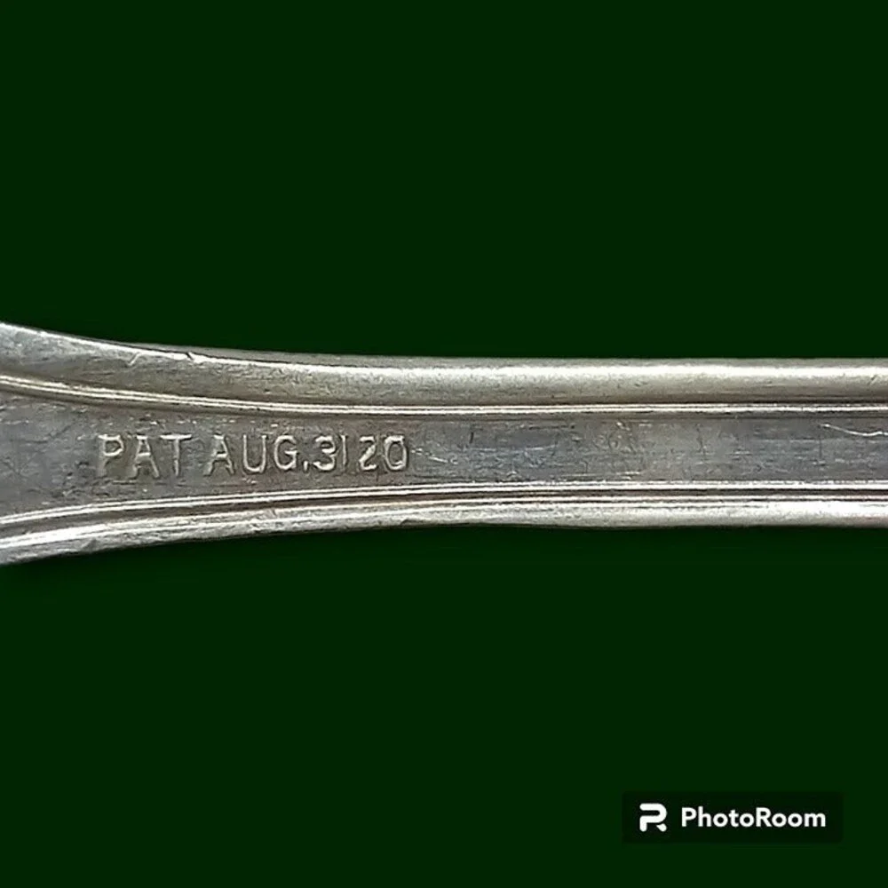 International Silver-WM Rogers La Touraine Solid Cold Meat Serving Fork-1920